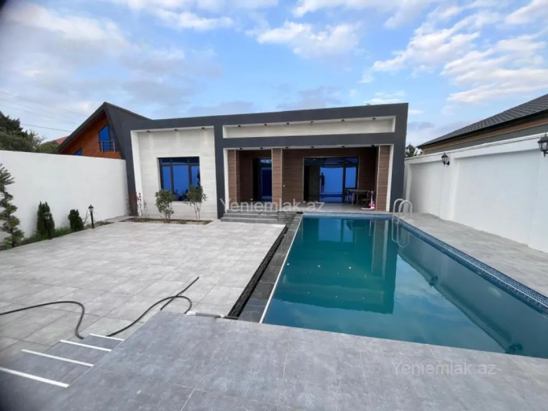 Satılır 3 otaqlı həyət evi 135 m²