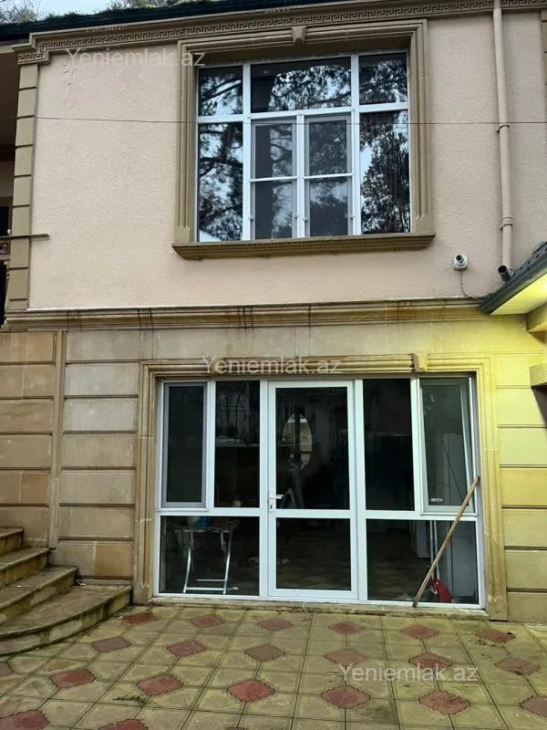 Satılır 6 otaqlı həyət evi 160 m²