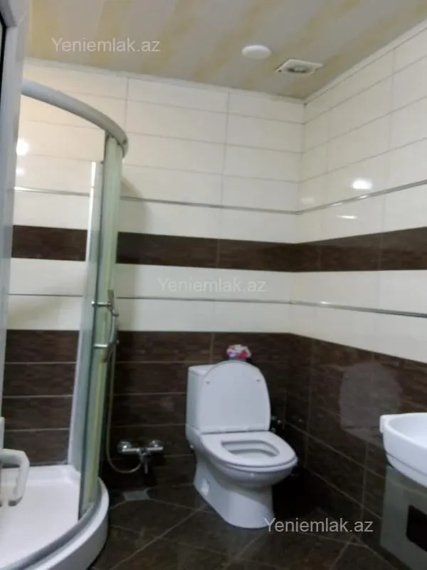 Satılır 6 otaqlı həyət evi 160 m²