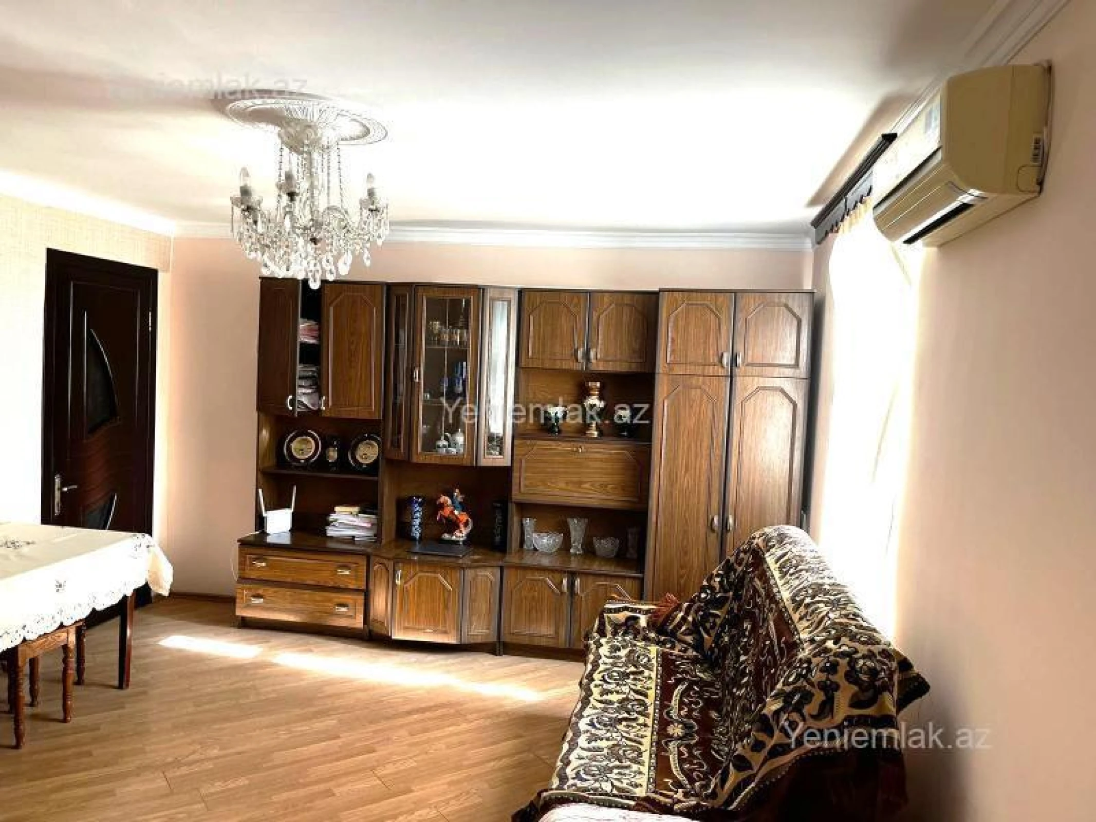 Satılır 1 otaqlı köhnə tikili 35 m²