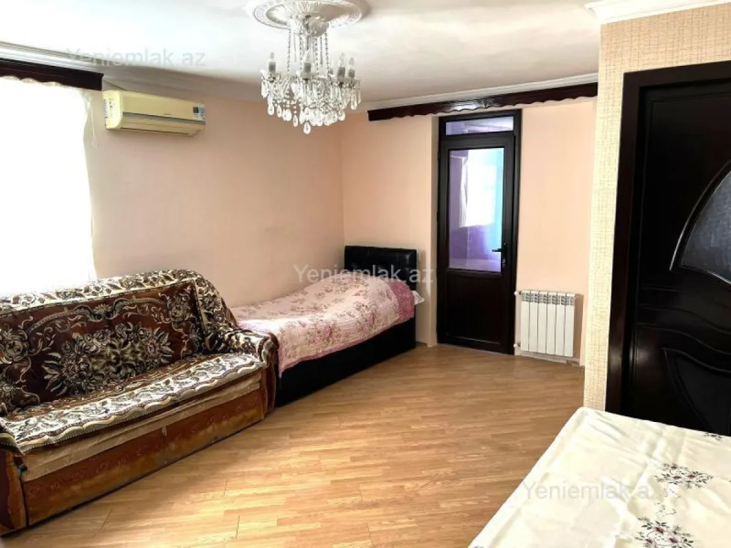 Satılır 1 otaqlı köhnə tikili 35 m²