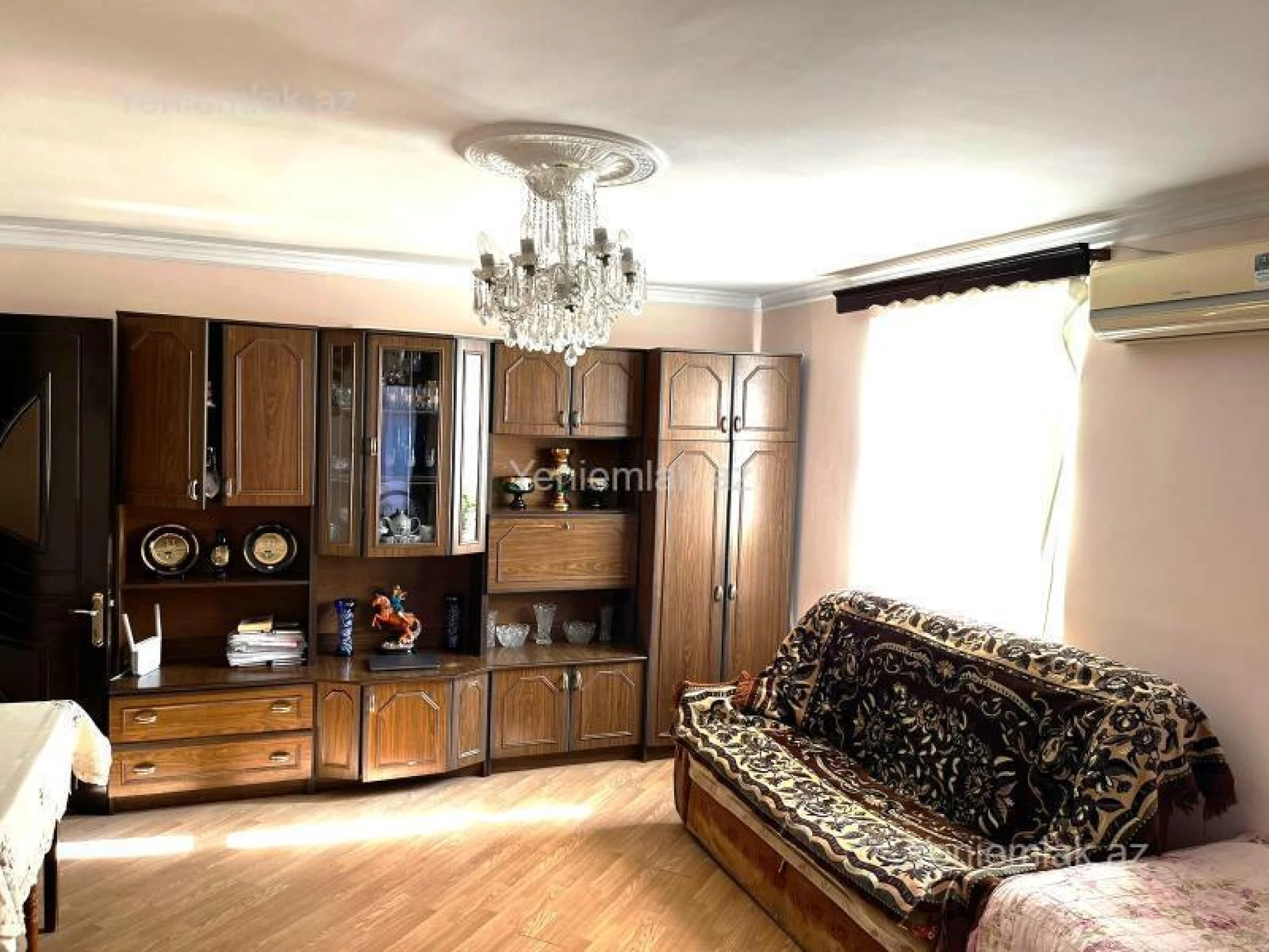 Satılır 1 otaqlı köhnə tikili 35 m²