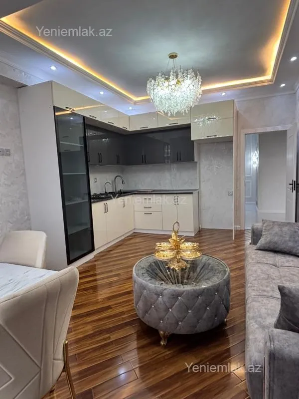 Satılır 2 otaqlı yeni tikili 80 m²