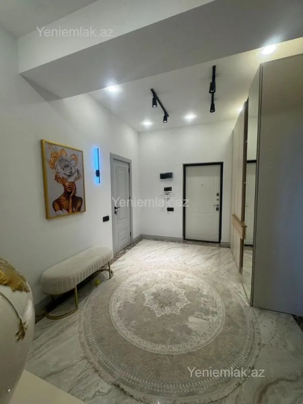 Satılır 3 otaqlı yeni tikili 88 m²