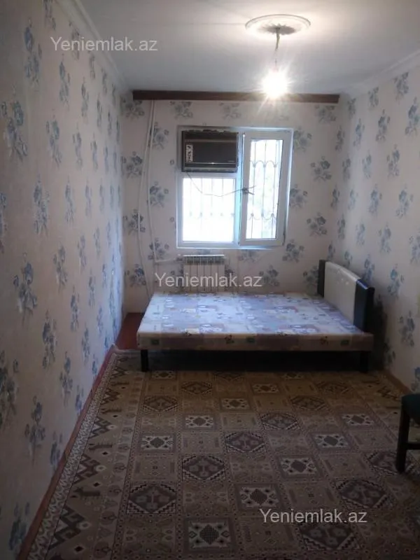 Satılır 2 otaqlı köhnə tikili 50 m²