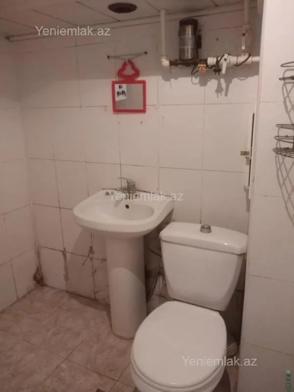 Satılır 2 otaqlı köhnə tikili 50 m²