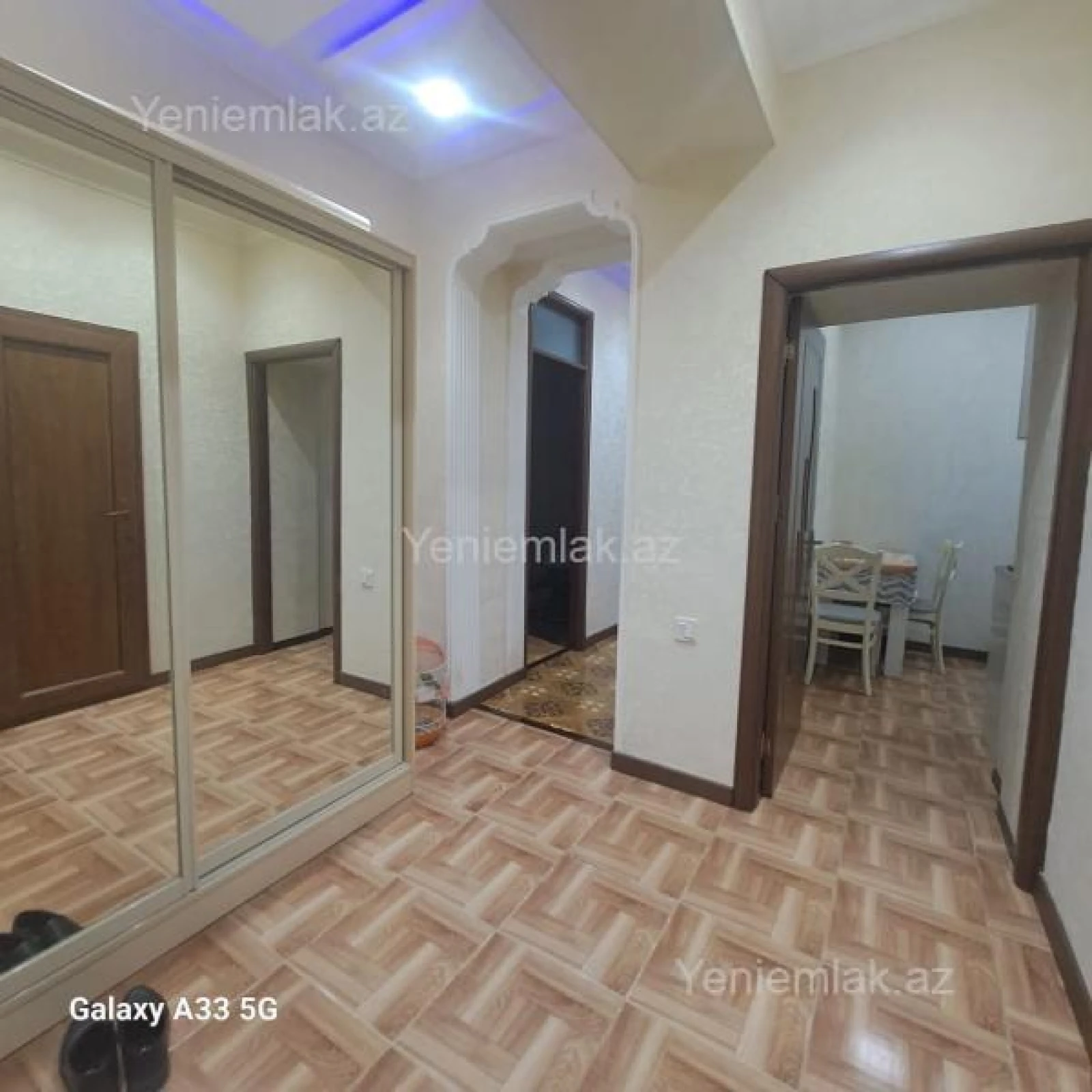 Satılır 3 otaqlı yeni tikili 70 m²