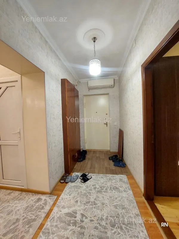 Satılır 3 otaqlı köhnə tikili 75 m²