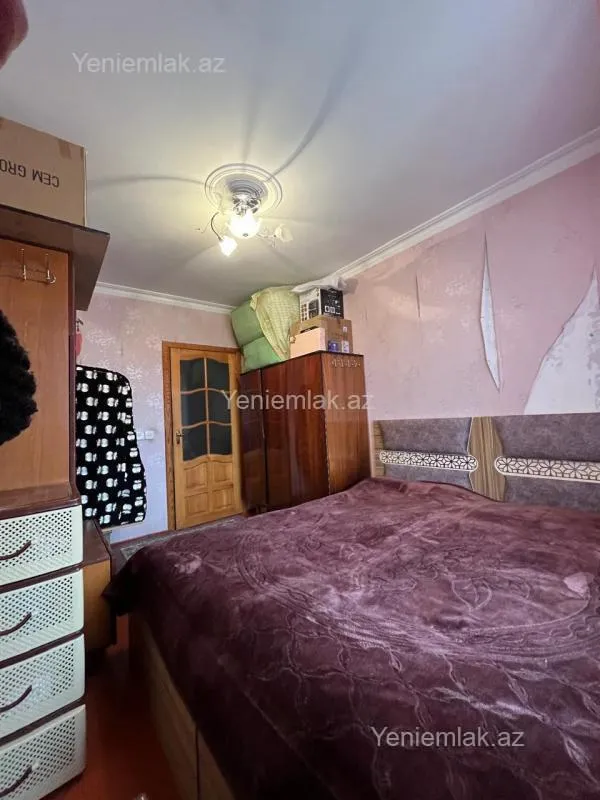 Satılır 2 otaqlı köhnə tikili 43 m²