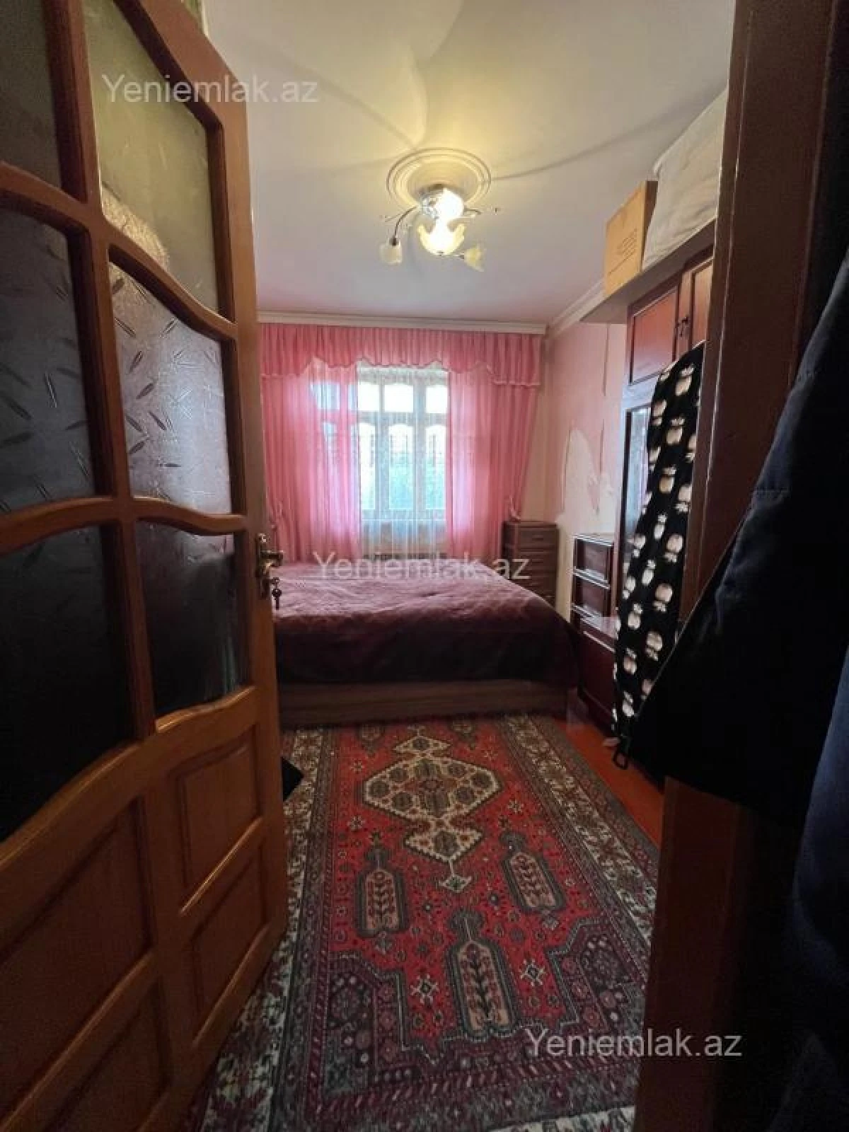 Satılır 2 otaqlı köhnə tikili 43 m²