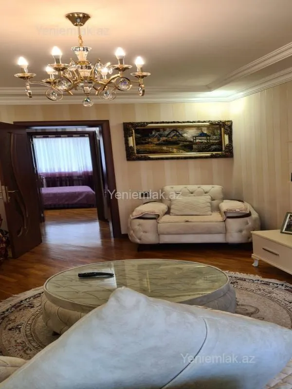 Satılır 3 otaqlı köhnə tikili 72 m²