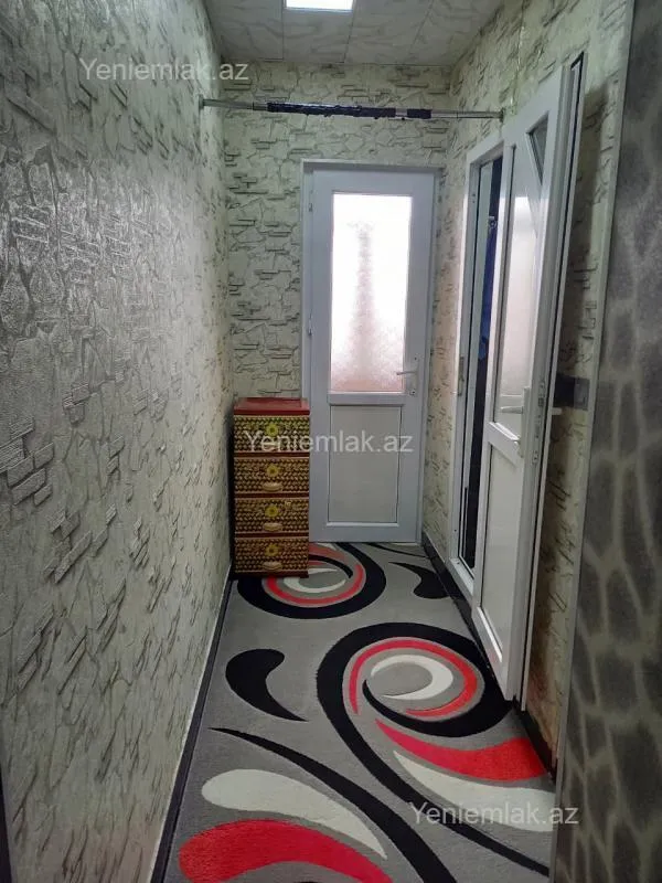 Satılır 3 otaqlı köhnə tikili 76.8 m²