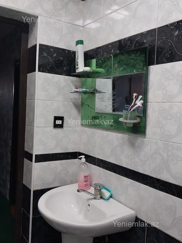 Satılır 4 otaqlı həyət evi 120 m²