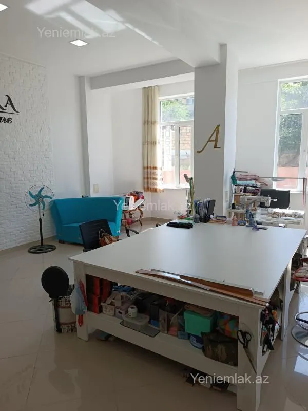 Satılır 2 otaqlı obyekt 165 m²