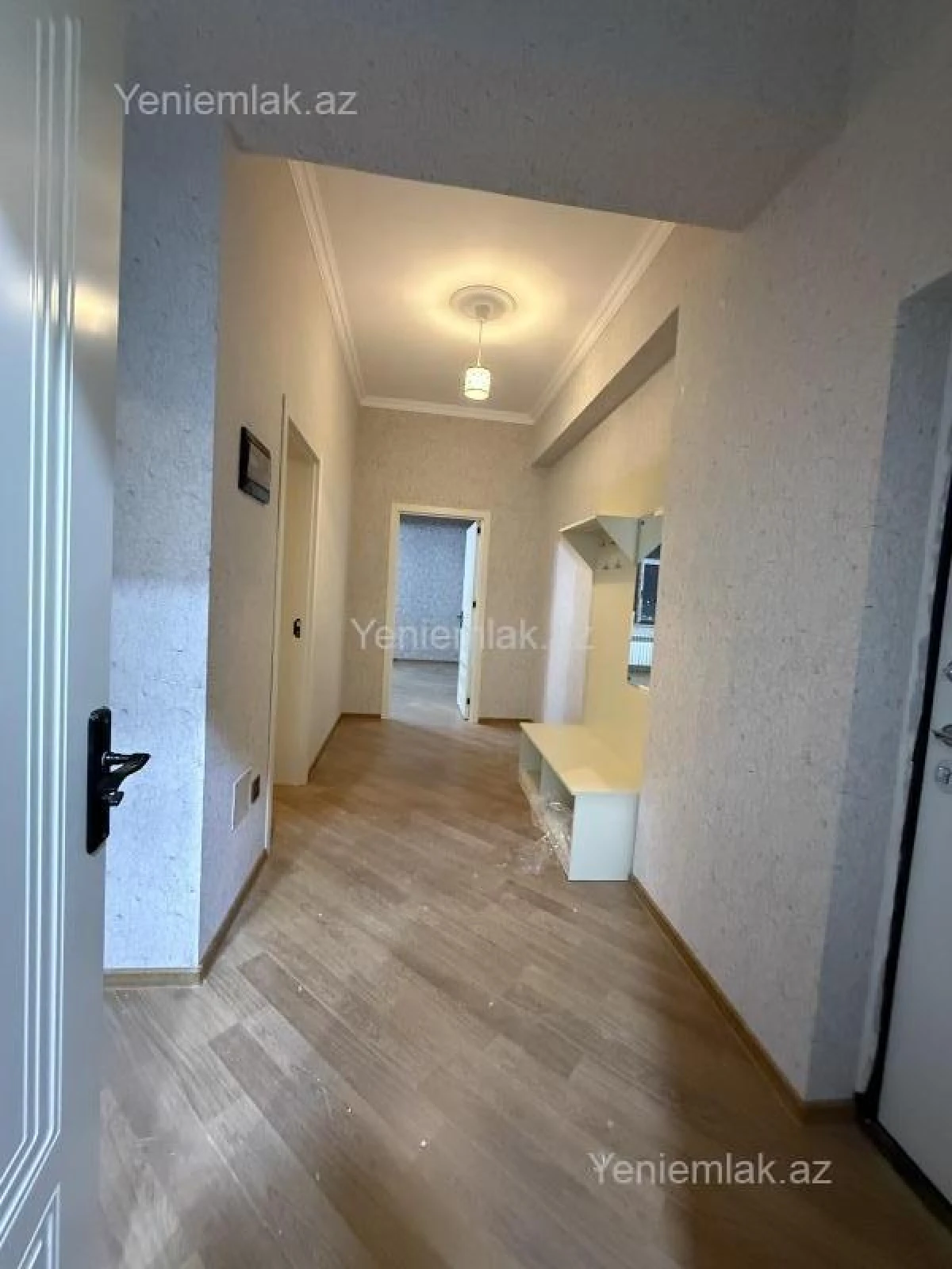 Satılır 2 otaqlı yeni tikili 79 m²