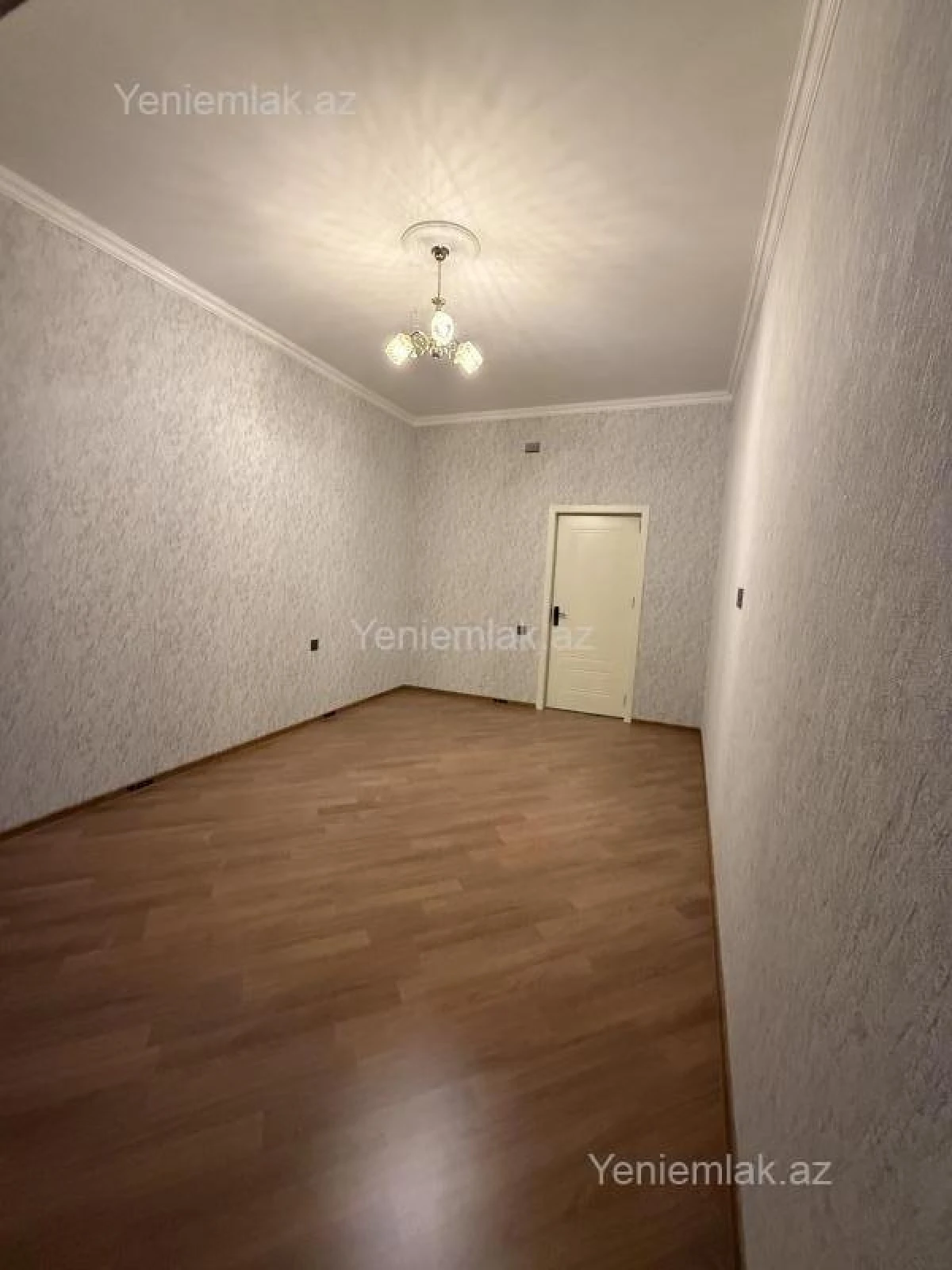 Satılır 2 otaqlı yeni tikili 79 m²