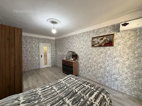 Satılır 2 otaqlı köhnə tikili 55 m²