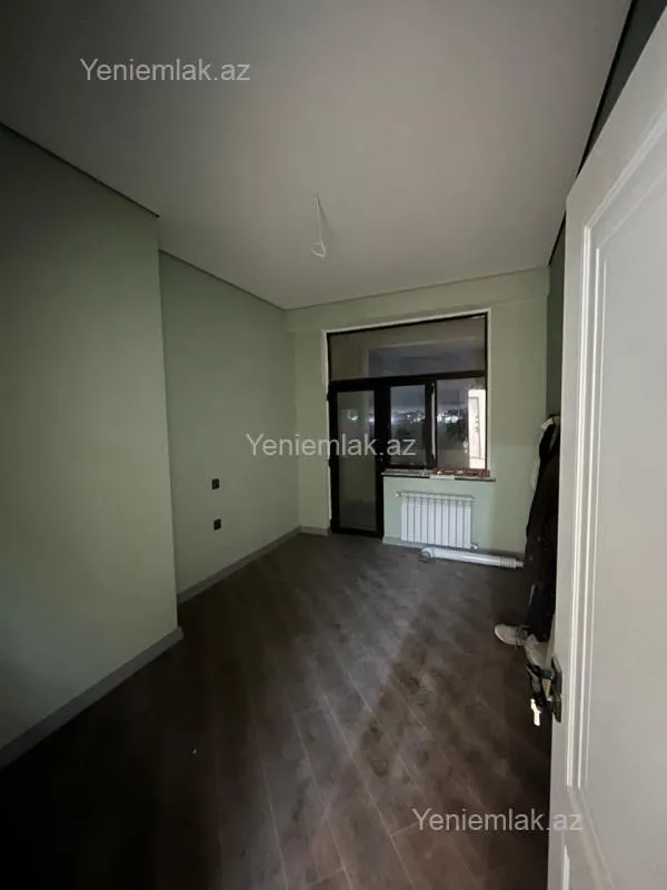 Satılır 3 otaqlı yeni tikili 100 m²