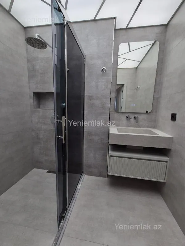 Satılır 3 otaqlı yeni tikili 86 m²