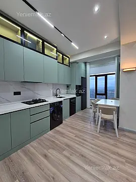 Satılır 3 otaqlı yeni tikili 86 m²