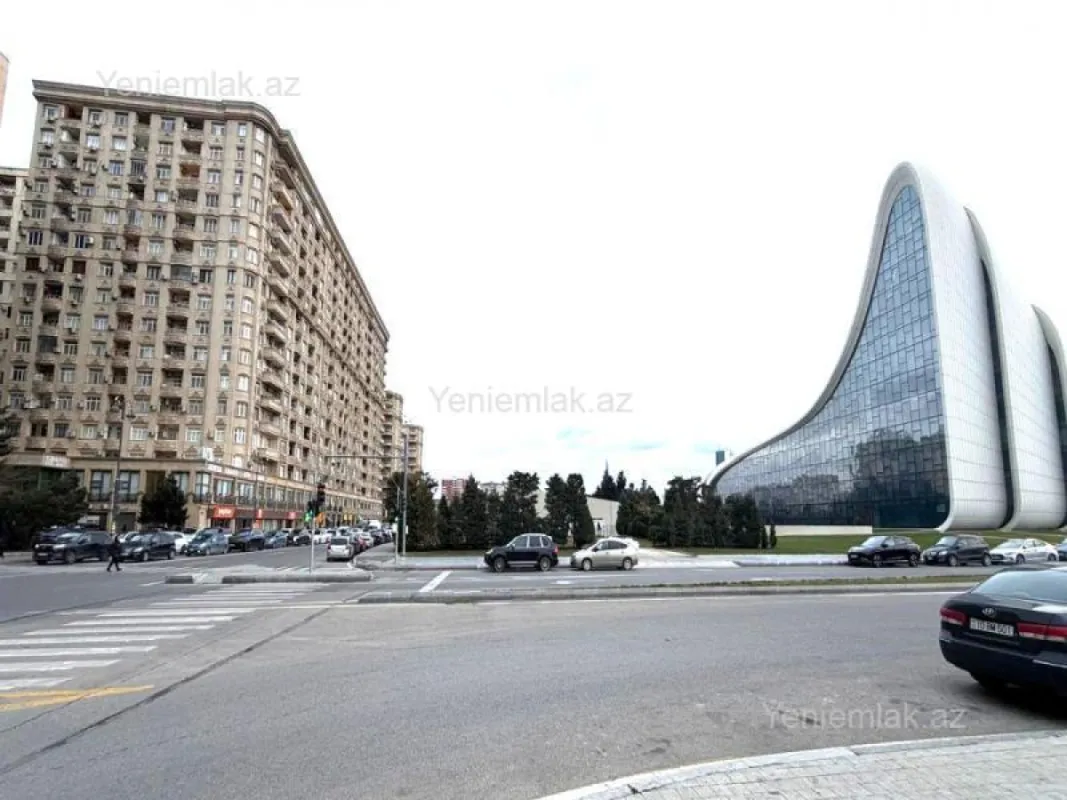 Satılır 3 otaqlı yeni tikili 95 m²