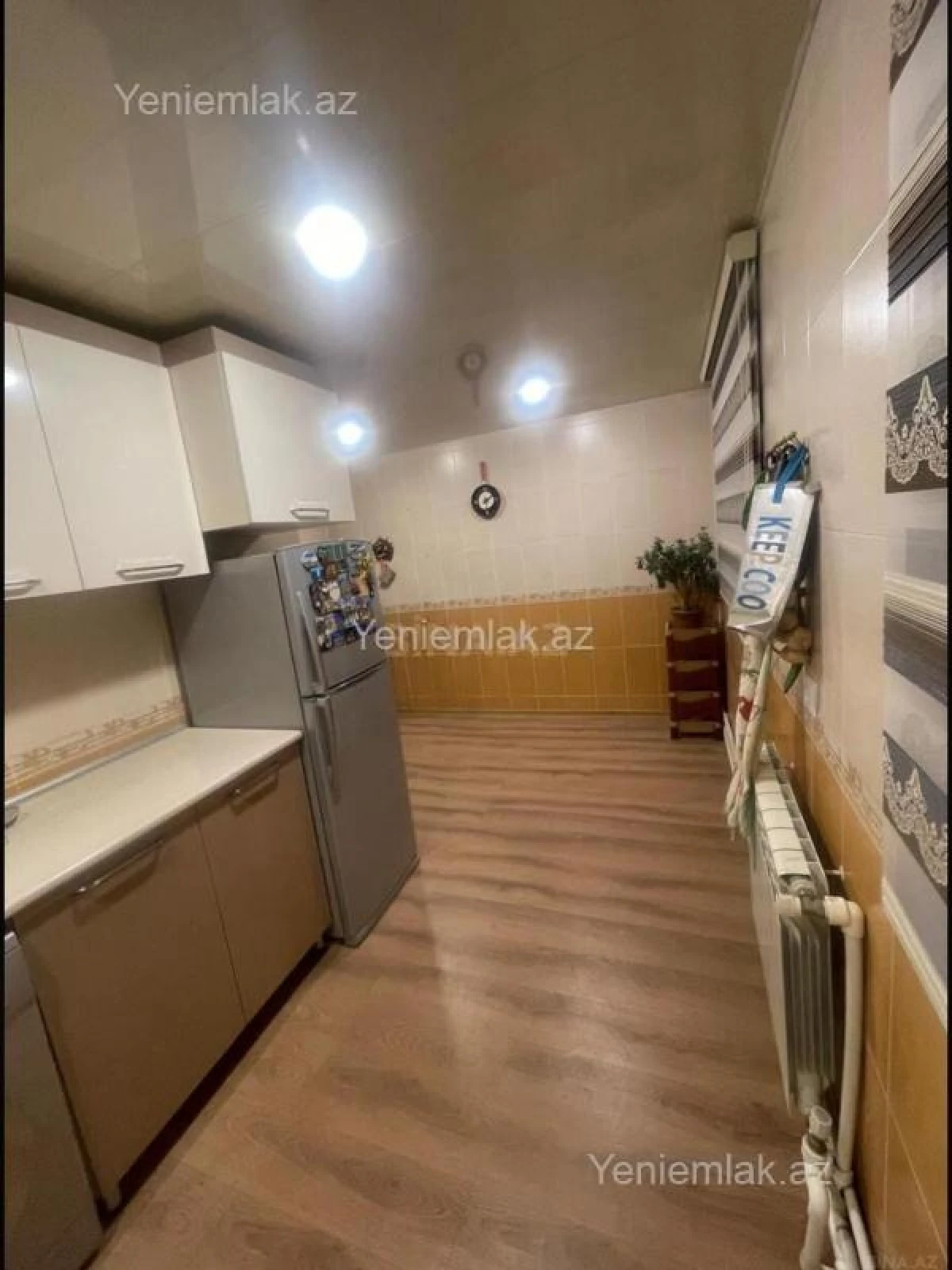 Satılır 4 otaqlı köhnə tikili 85 m²