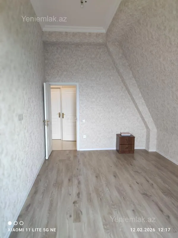 Satılır 3 otaqlı yeni tikili 100 m²