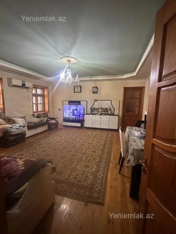 Satılır 4 otaqlı həyət evi 120 m²