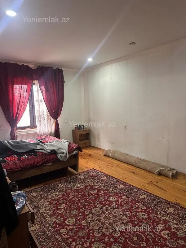 Satılır 4 otaqlı həyət evi 120 m²