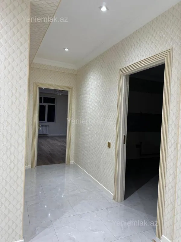 Satılır 3 otaqlı yeni tikili 107 m²