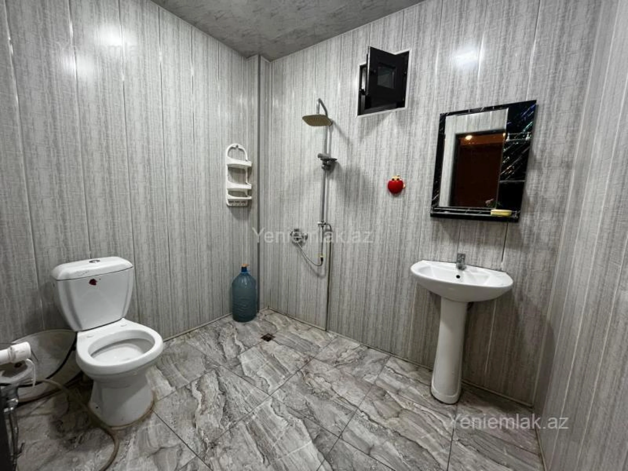 Satılır 2 otaqlı yeni tikili 65 m²