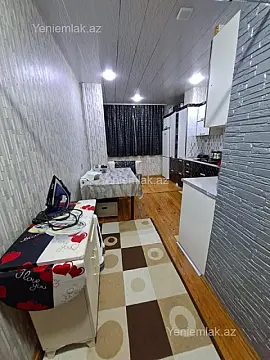 Satılır 3 otaqlı köhnə tikili 80 m²