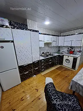 Satılır 3 otaqlı köhnə tikili 80 m²