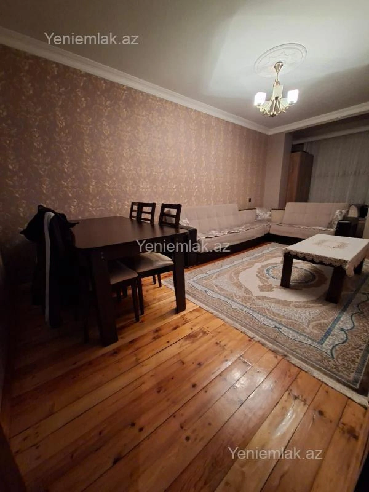 Satılır 3 otaqlı köhnə tikili 80 m²