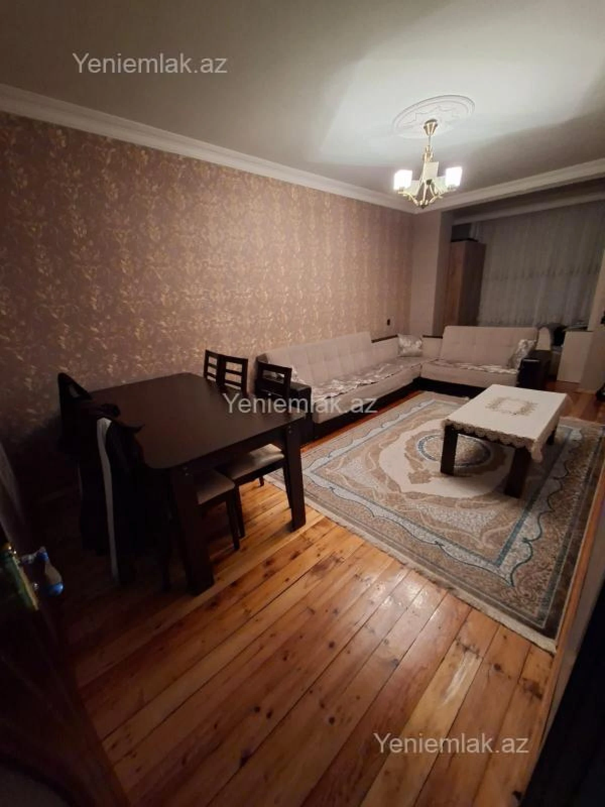 Satılır 3 otaqlı köhnə tikili 80 m²