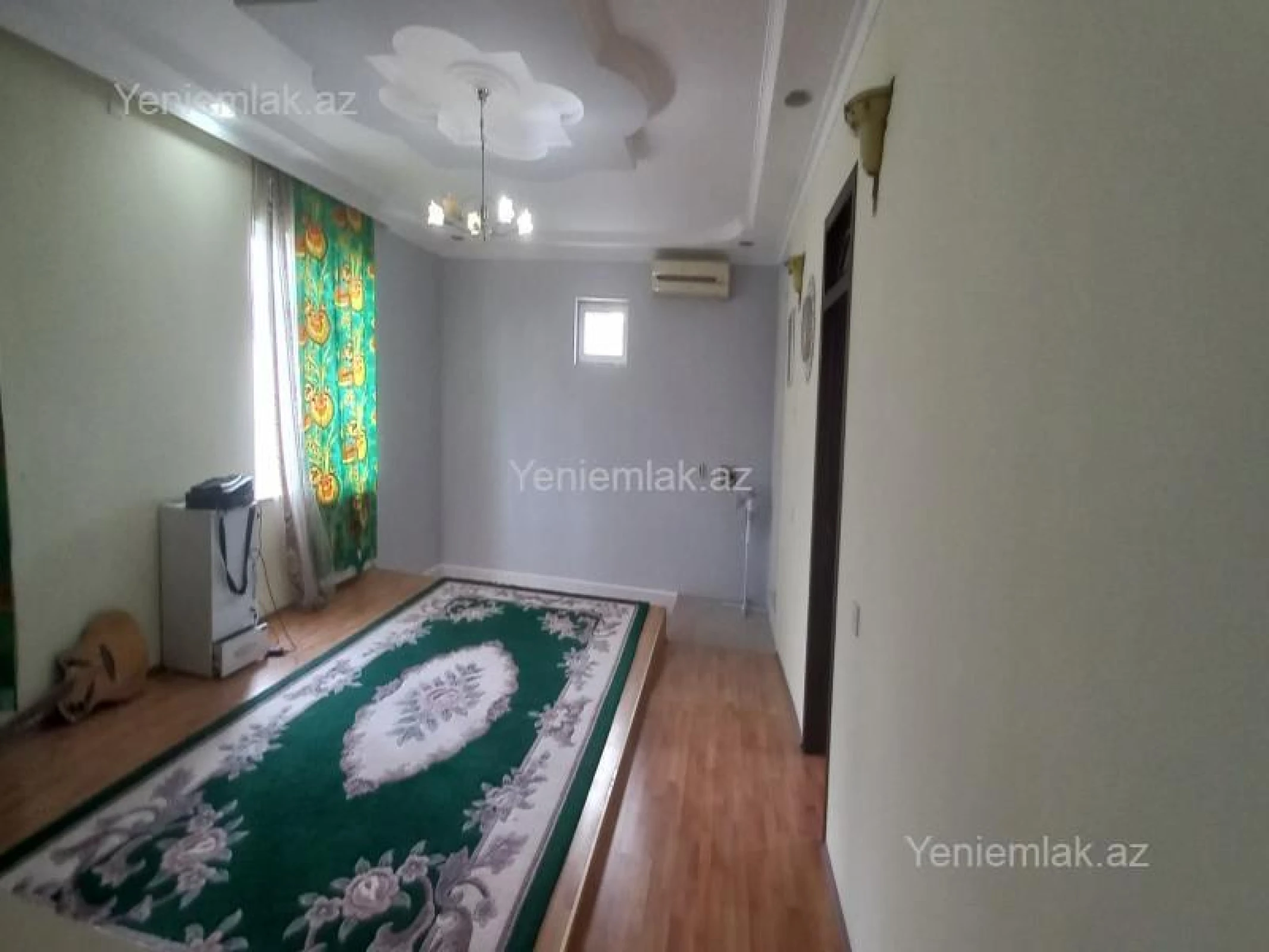 Satılır 6 otaqlı həyət evi 200 m²
