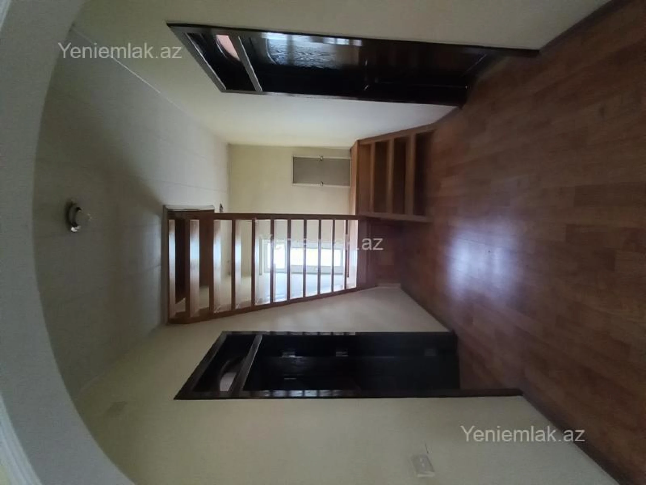 Satılır 6 otaqlı həyət evi 200 m²