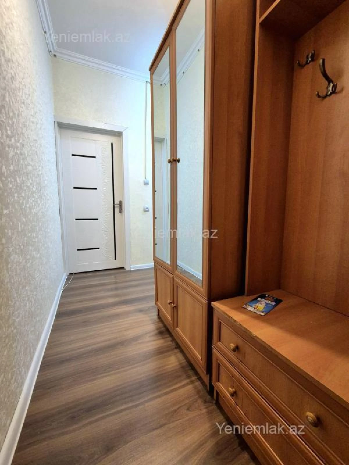 Satılır 2 otaqlı köhnə tikili 42 m²