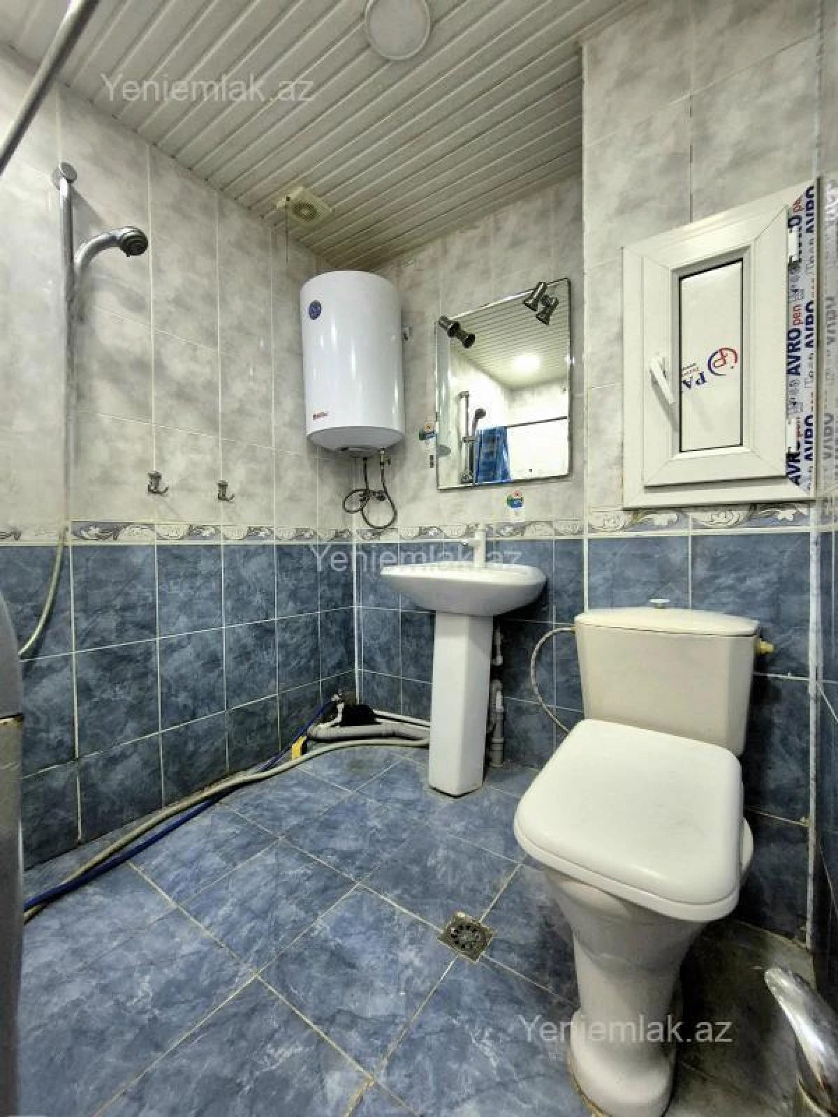 Satılır 2 otaqlı köhnə tikili 42 m²