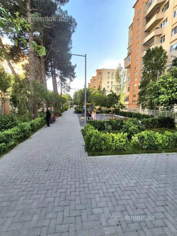 Satılır 2 otaqlı köhnə tikili 42 m²