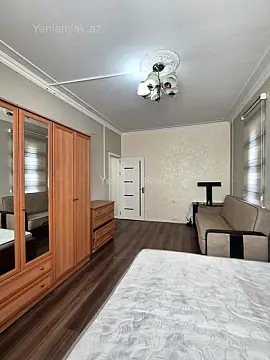 Satılır 2 otaqlı köhnə tikili 42 m²