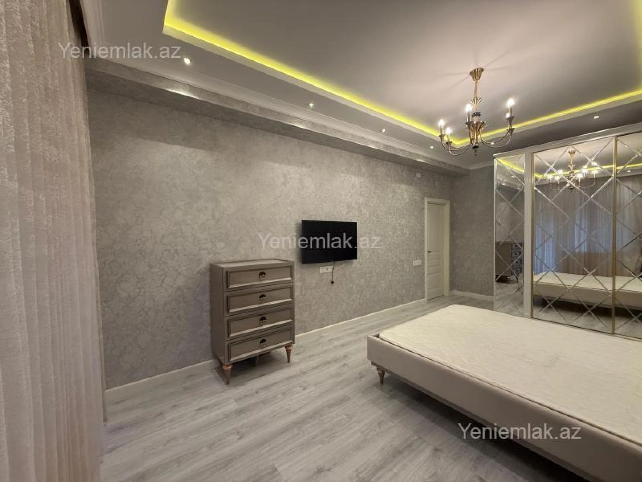 Satılır 3 otaqlı yeni tikili 93 m²