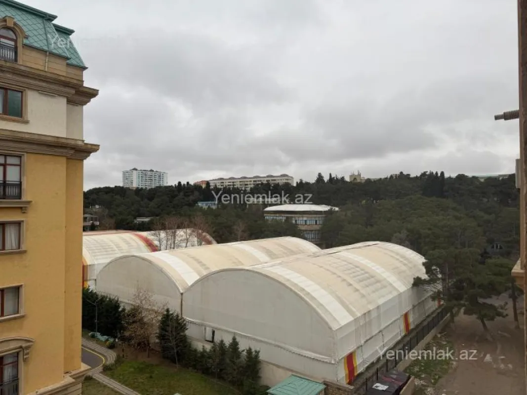 Satılır 3 otaqlı yeni tikili 93 m²