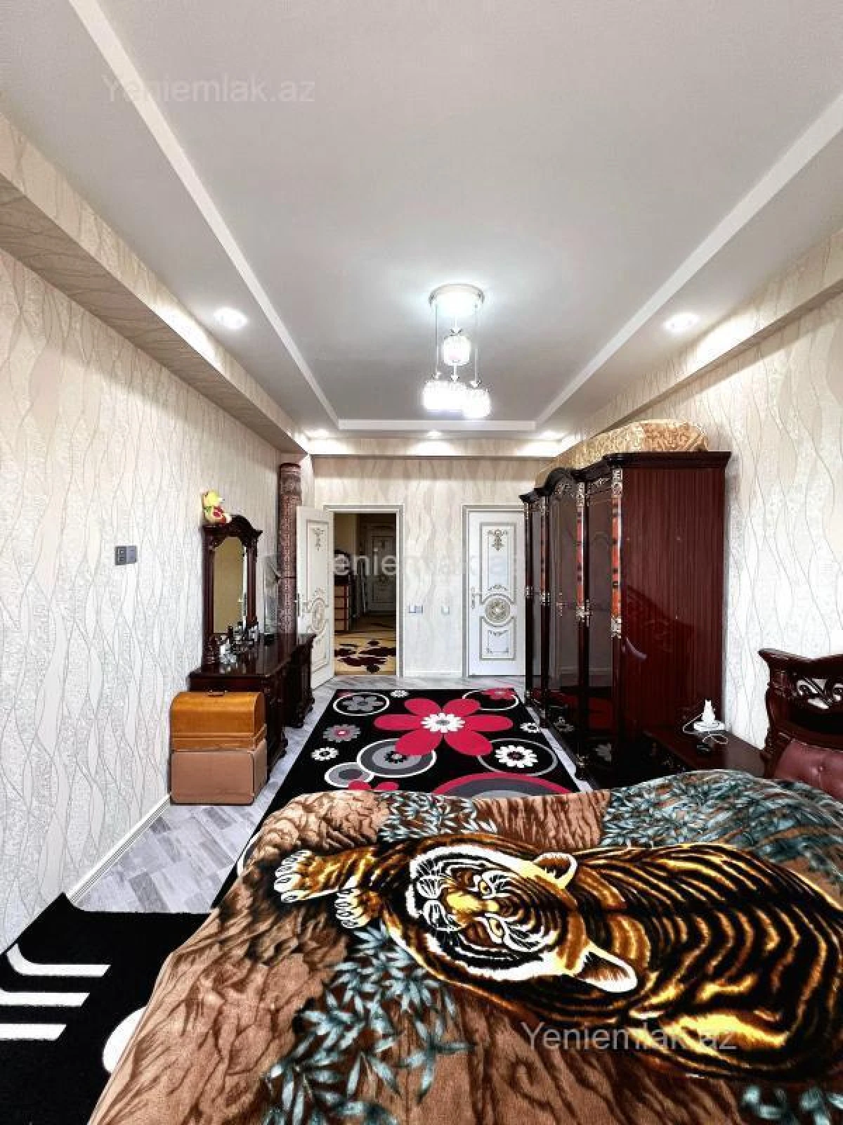 Satılır 3 otaqlı yeni tikili 140 m²