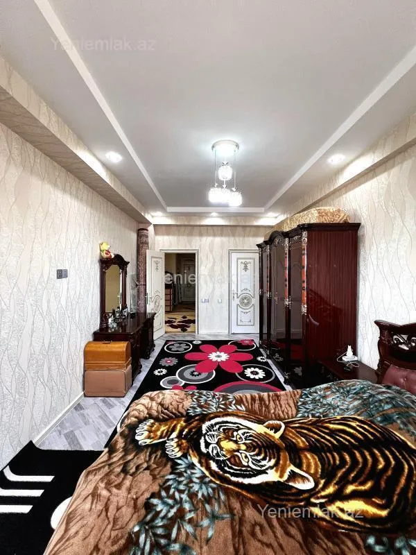 Satılır 3 otaqlı yeni tikili 140 m²