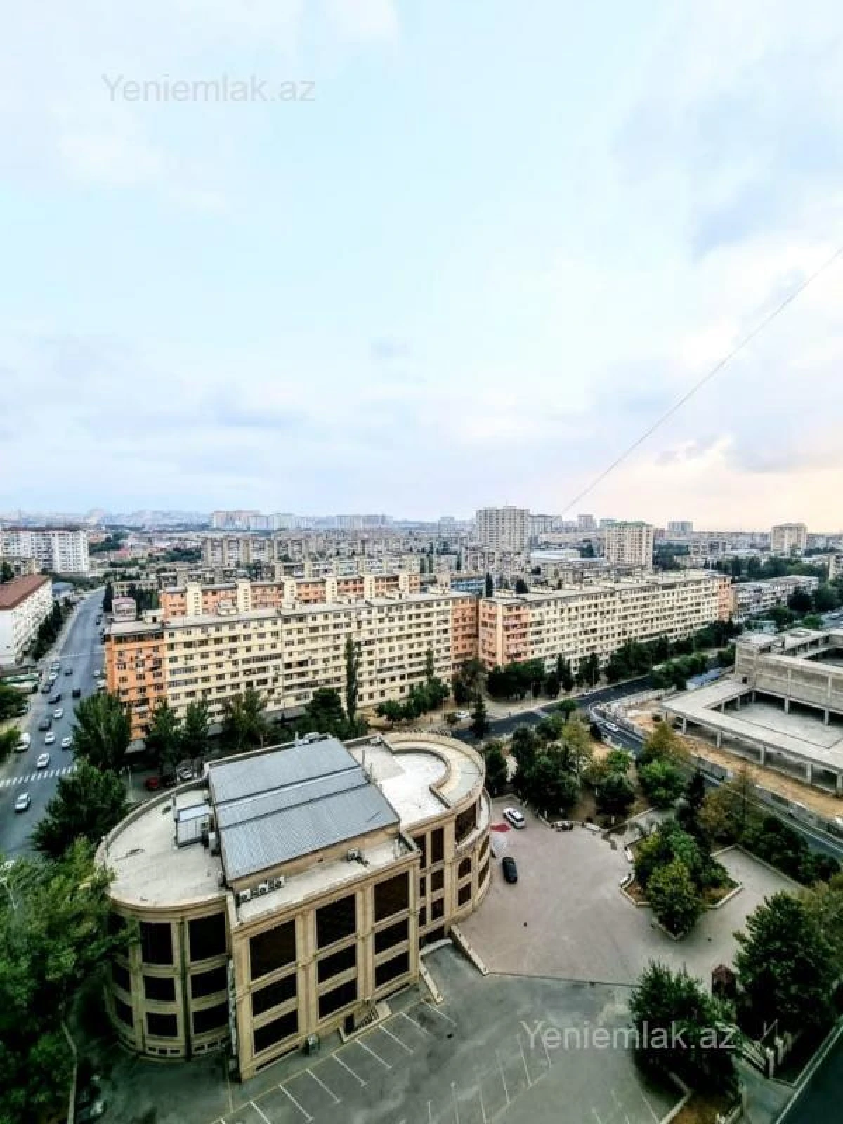 Satılır 3 otaqlı yeni tikili 140 m²