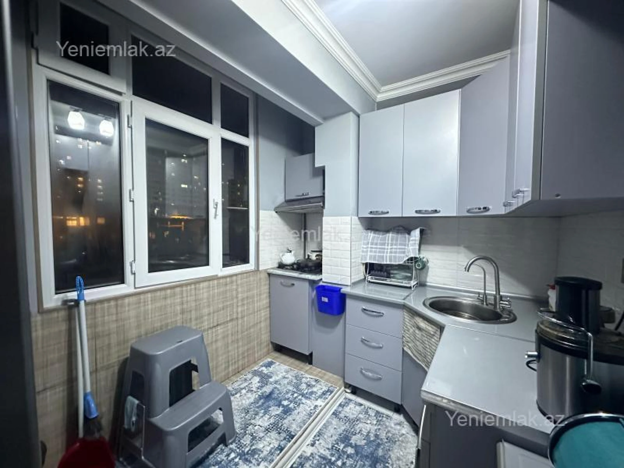 Satılır 3 otaqlı köhnə tikili 60 m²