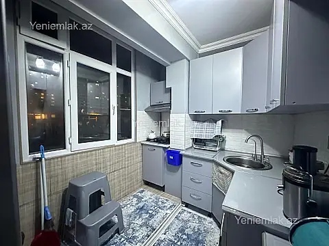 Satılır 3 otaqlı köhnə tikili 60 m²