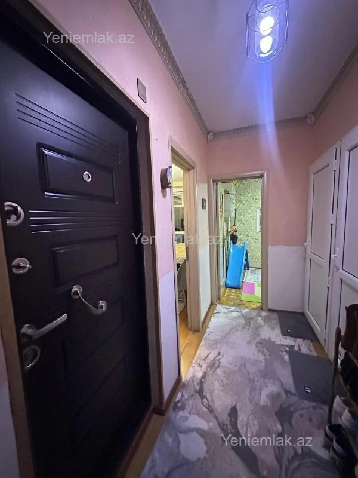 Satılır 3 otaqlı köhnə tikili 60 m²