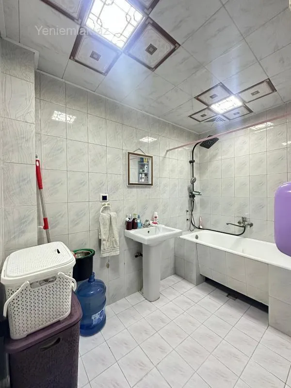 Satılır 3 otaqlı köhnə tikili 60 m²